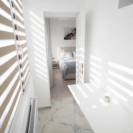 Apartment White